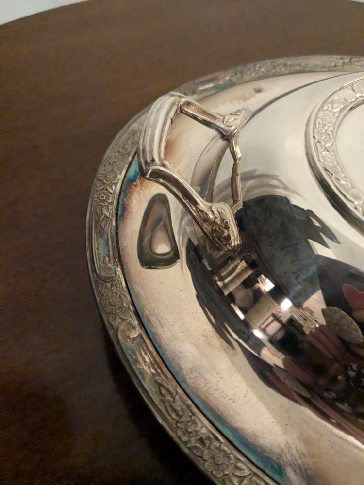 Vtg Silver Plated Serving Dish W/ Lid And Handles