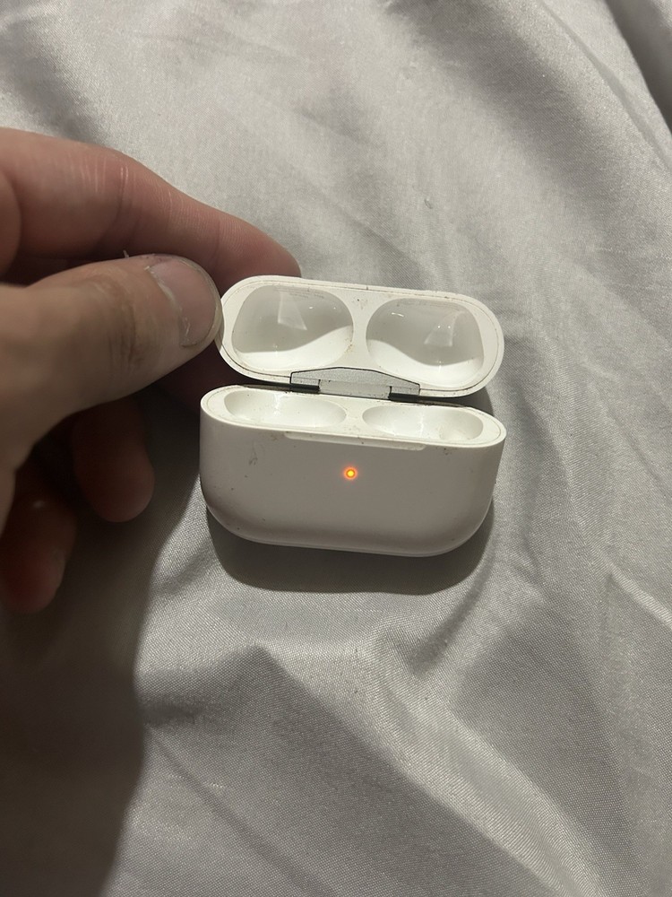 Airpods Pro 2 *CASE ONLY*