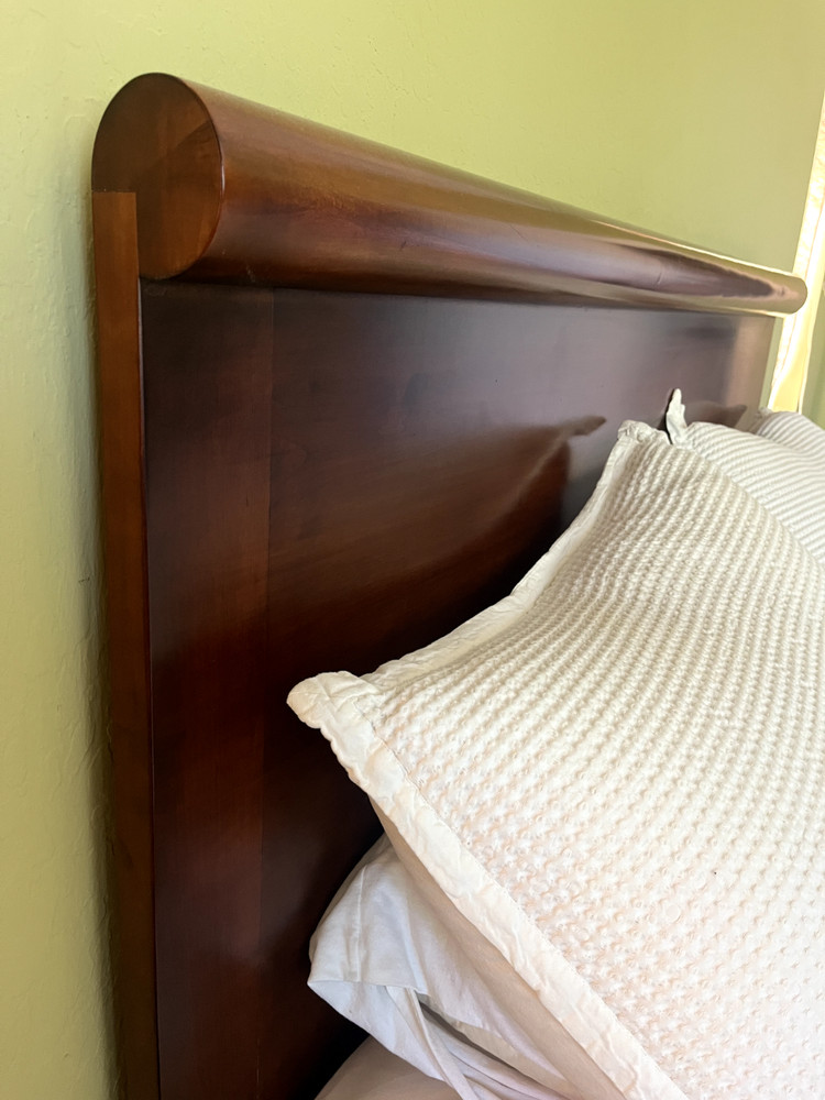 4PC Solid Mahogany Bedrm Set Queen Platform Bed, 2x Nightstand & Dresser
