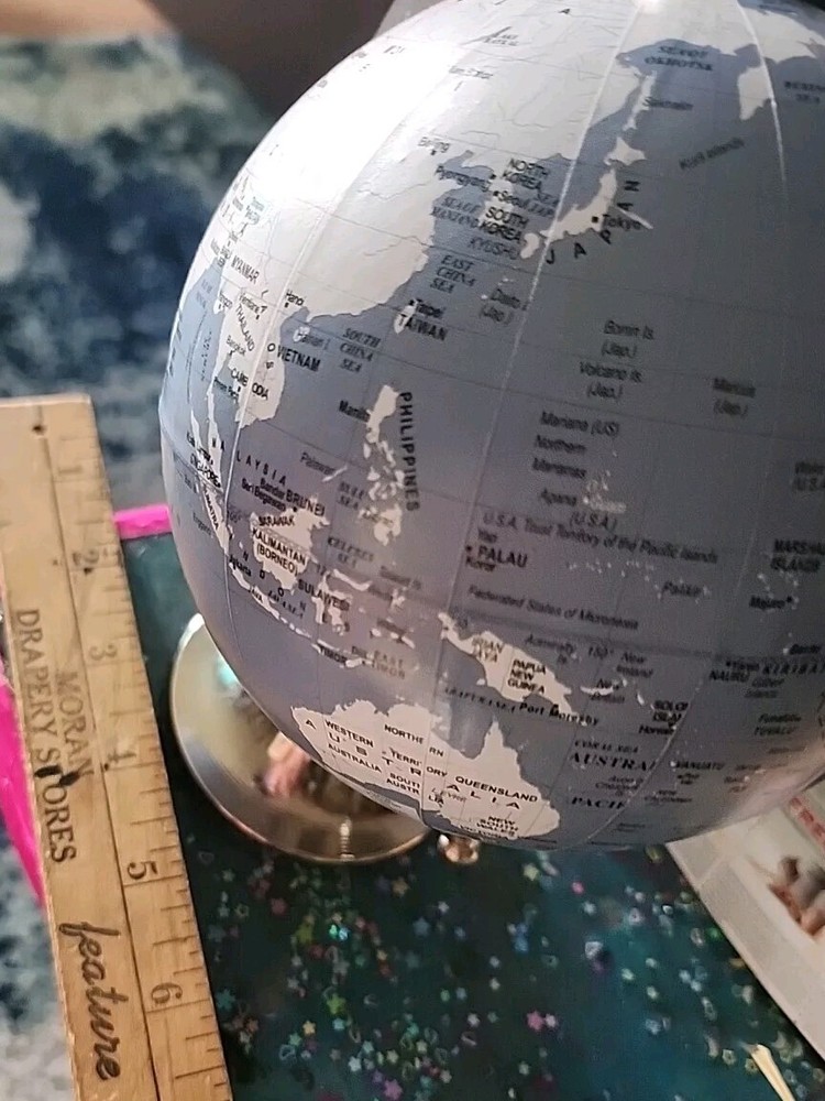 Small World Globe For Desktop
