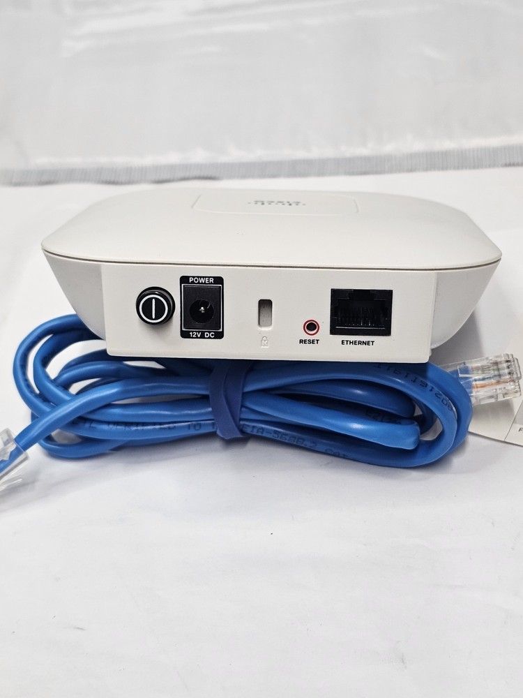 Cisco Wireless Wifi Access Point WAP121 Include Power Cord, Software, Paperwork