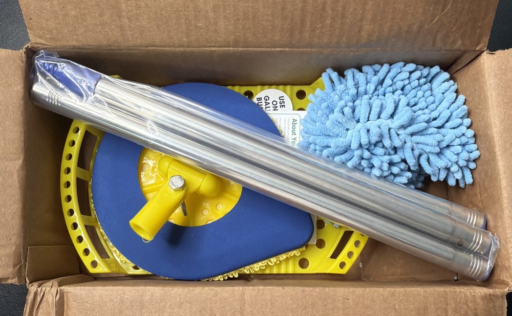 CHOMP Extendable Wall Cleaner & Mop - 5-Minute Ceiling & Baseboard Duster