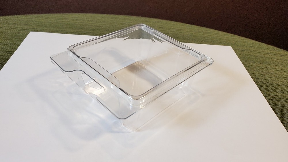 Clamshell Retail Product Container with Tab Restaurant Bakery Hardware 420 Count