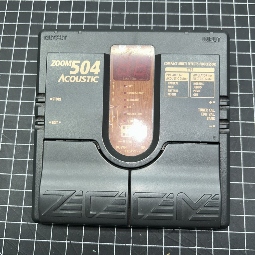 Zoom 504 Acoustic Compact Multi Effect Processor Guitar Effect Pedal (SPG065159)