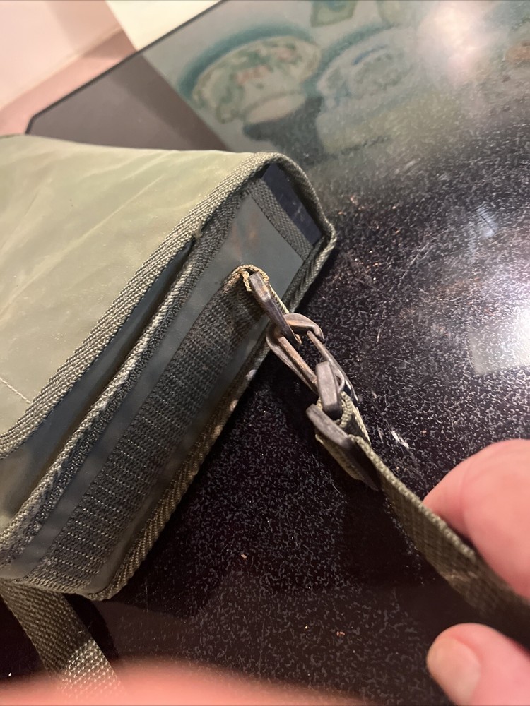 FISHING BELT LURE CASE