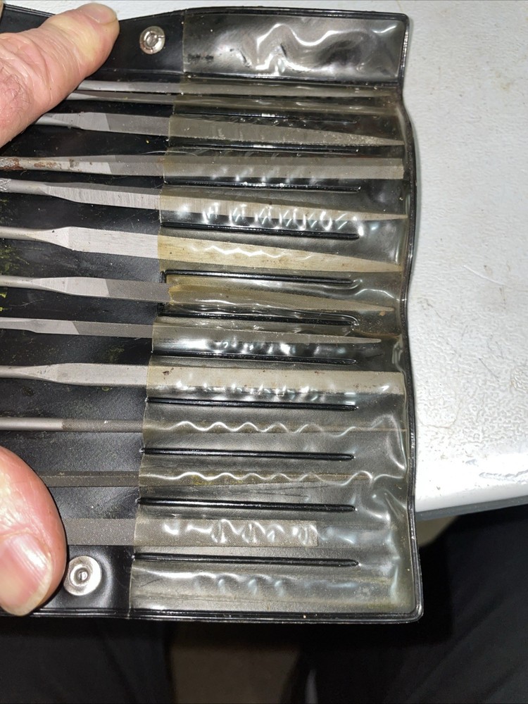 Heller Tool Co 12 Ohio Swiss Pattern Files With Case.