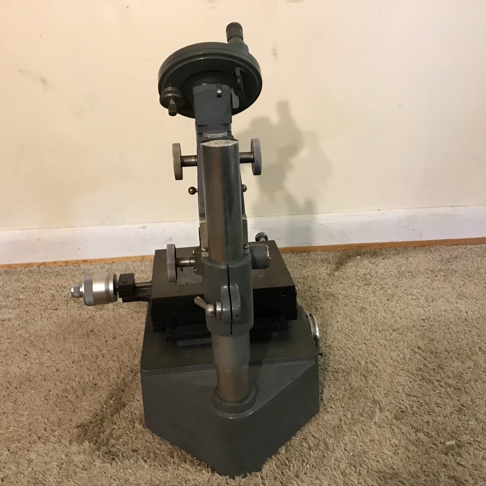 Vintage Ernst Leitz Wetzlar Toolmaker's Microscope