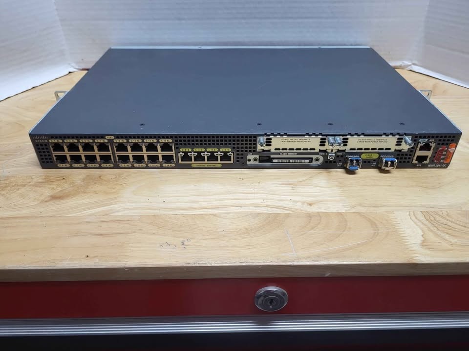 Cisco Mobile Wireless Router / MRW2941DC