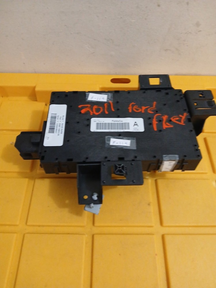 2011 Ford Flex Fuse Box