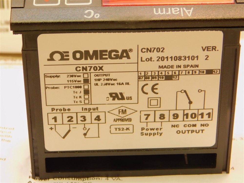 Omega CN702 Temperature Limit Controller w/Audible Buzzer, 15A Relay