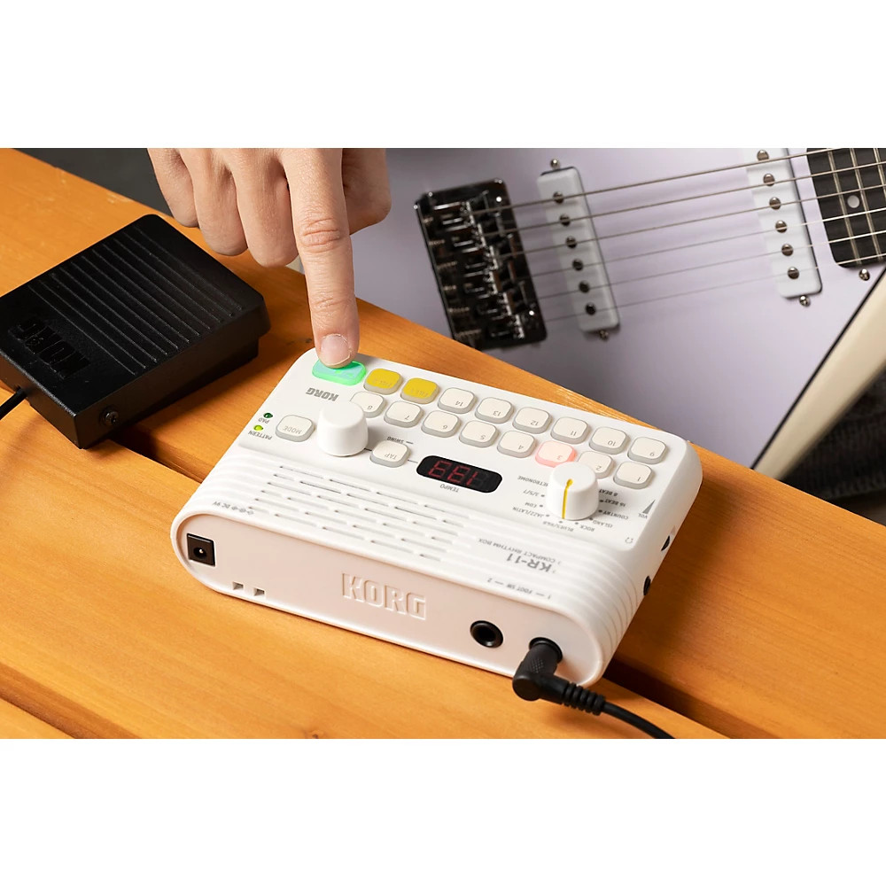 KORG KR-11 Compact Rhythm Machine