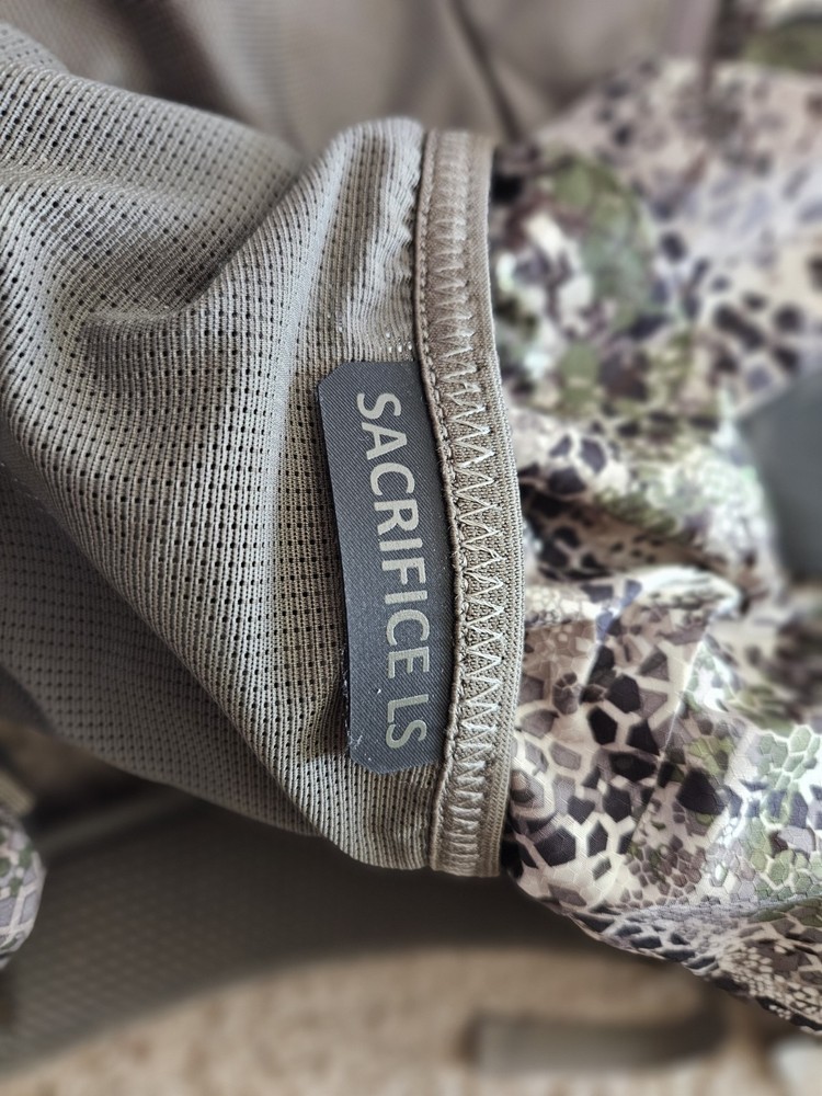 Badlands Sacrifice LS Backpack