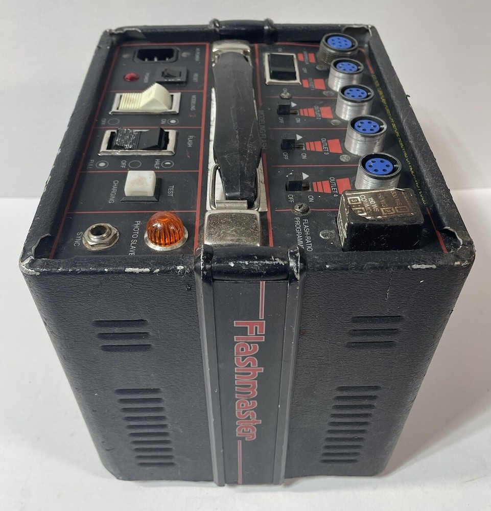 Photogenic Professional Lighting Flashmaster AA06B