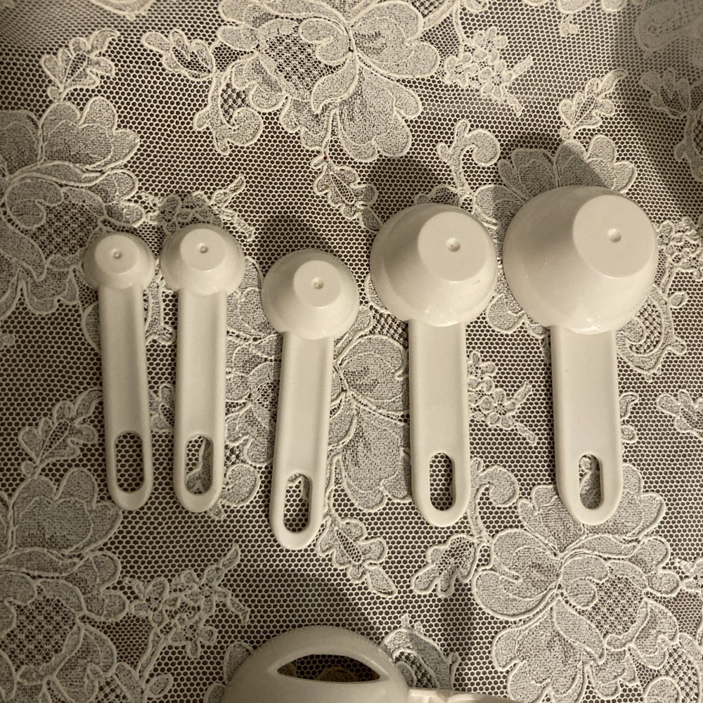 Vintage Pyrex Professional Plastic Measuring Cups & Spoons & Egg Separator Sets