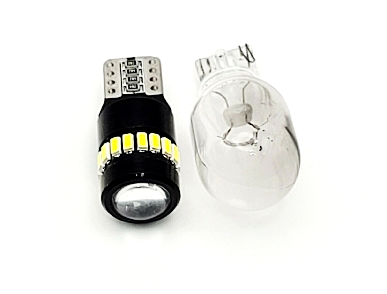 2 Super bright rear tail light bulbs for Polaris Snowmobile; others 4030045 bulb