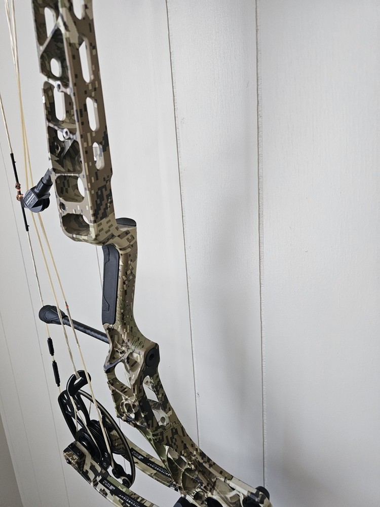 Mathews V3 27 Compound Bow