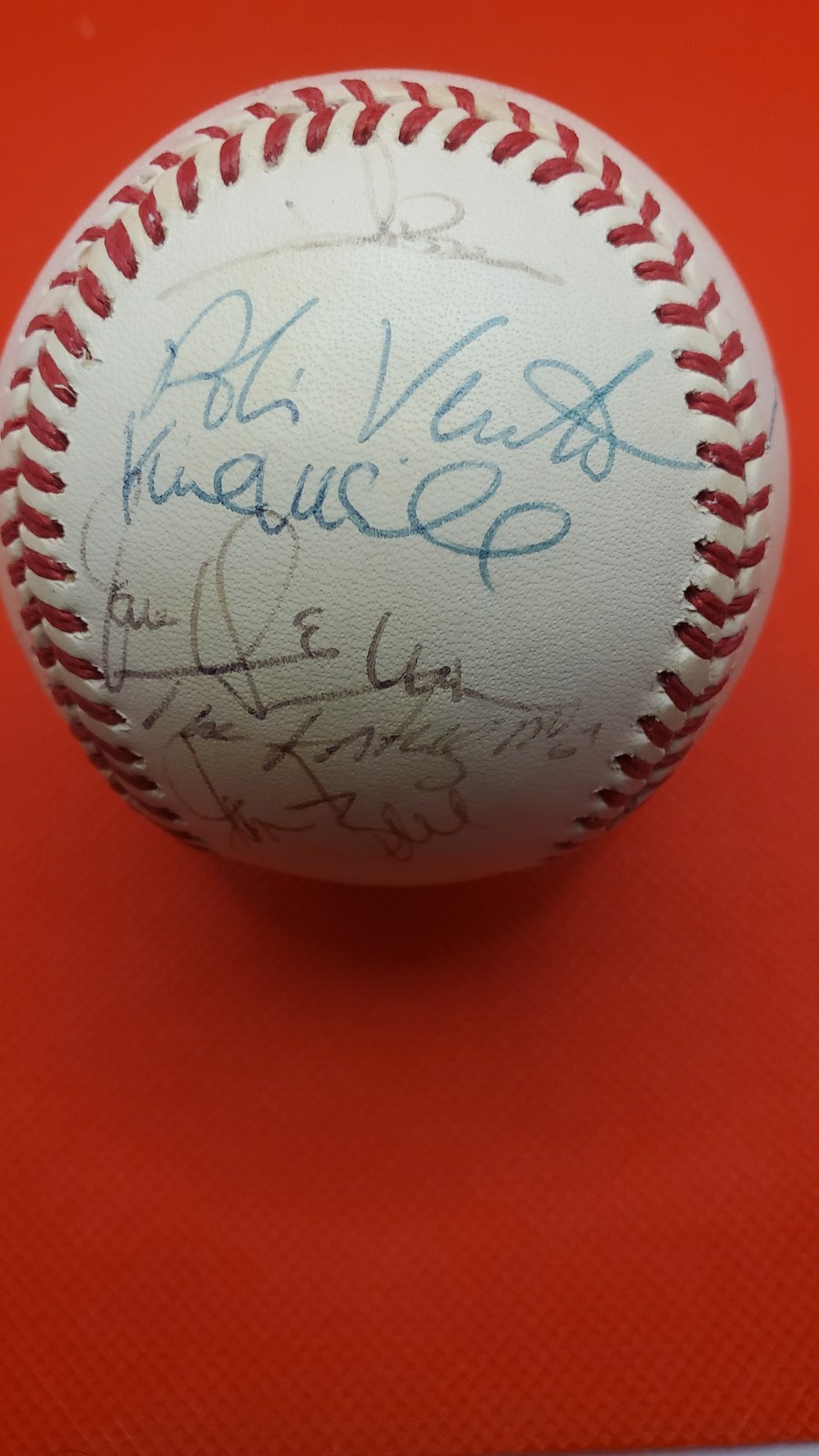 Jim Abbott & Robin Ventura Signed Team Baseball - Beckett - 1995 White Sox