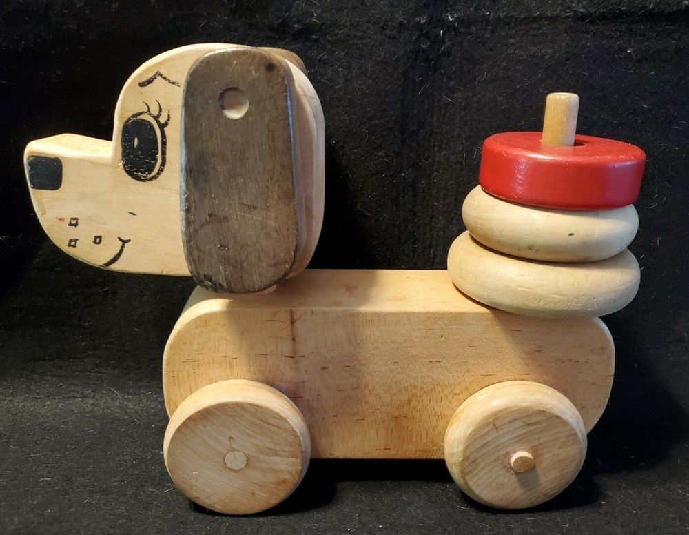 Vintage Wooden Dog Pull Toy (X36)