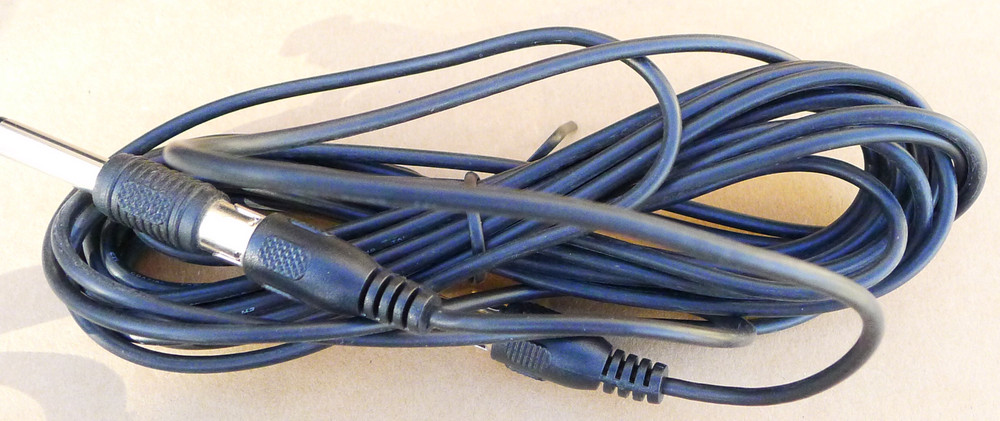 Panasonics Arbitrator Wireless UHF Transmitter + Receiver Microphone System