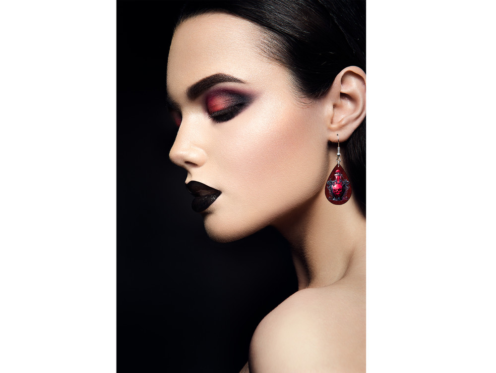Red Poison Skull Teardrop Earrings