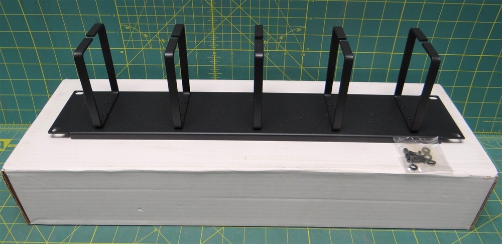 Signamax CMP-350-A Cable Management Panel w/Distribution Rings