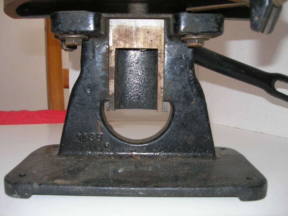 Vintage 1965 Rouse Panameric Hand Hand Miterer