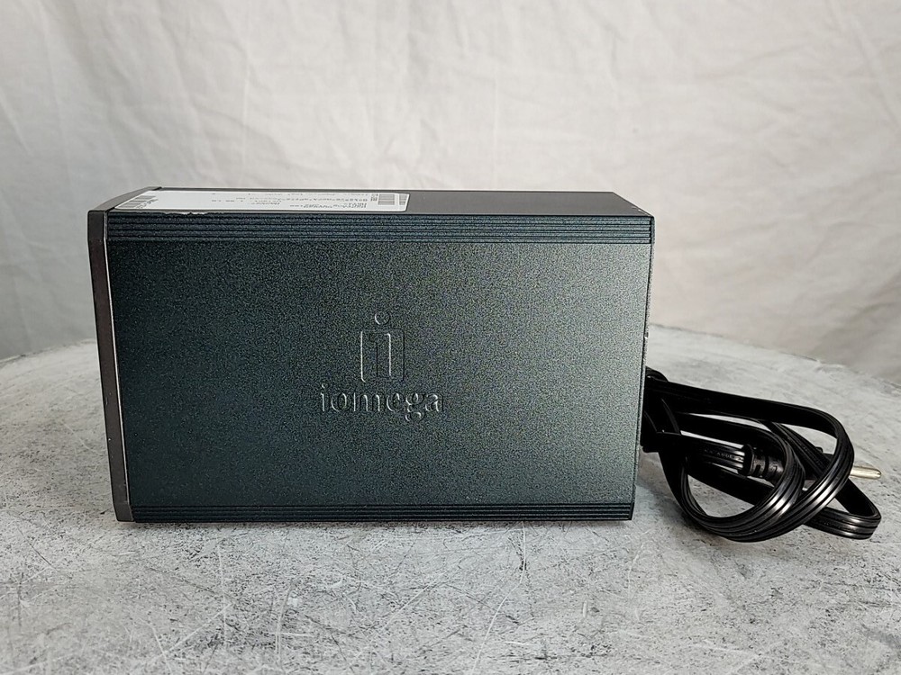 IOMEGA StorCenter ix2 NHDD2M Diskless Network Storage Device