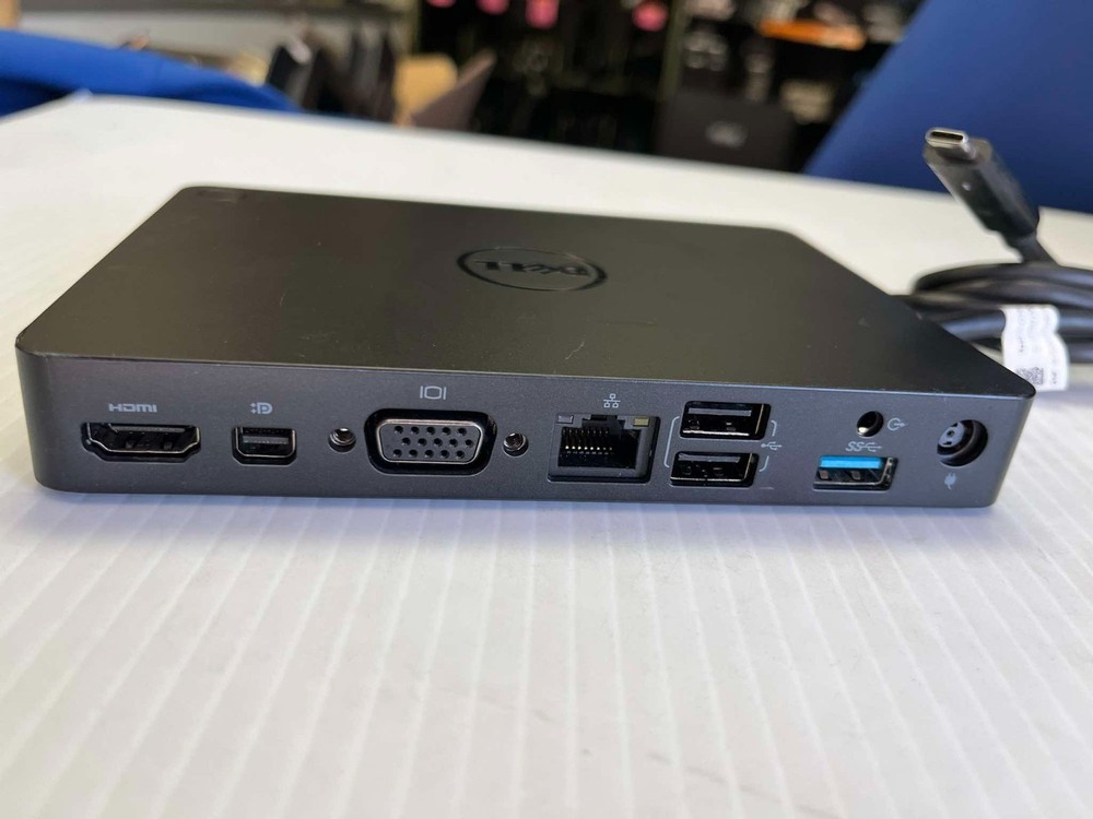 Dell Dock WD15 with 130W Adapter
