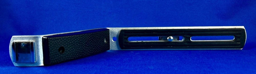 Off Camera Bracket Cold Shoe Flash Accessory 45 Degree Angle, great condition