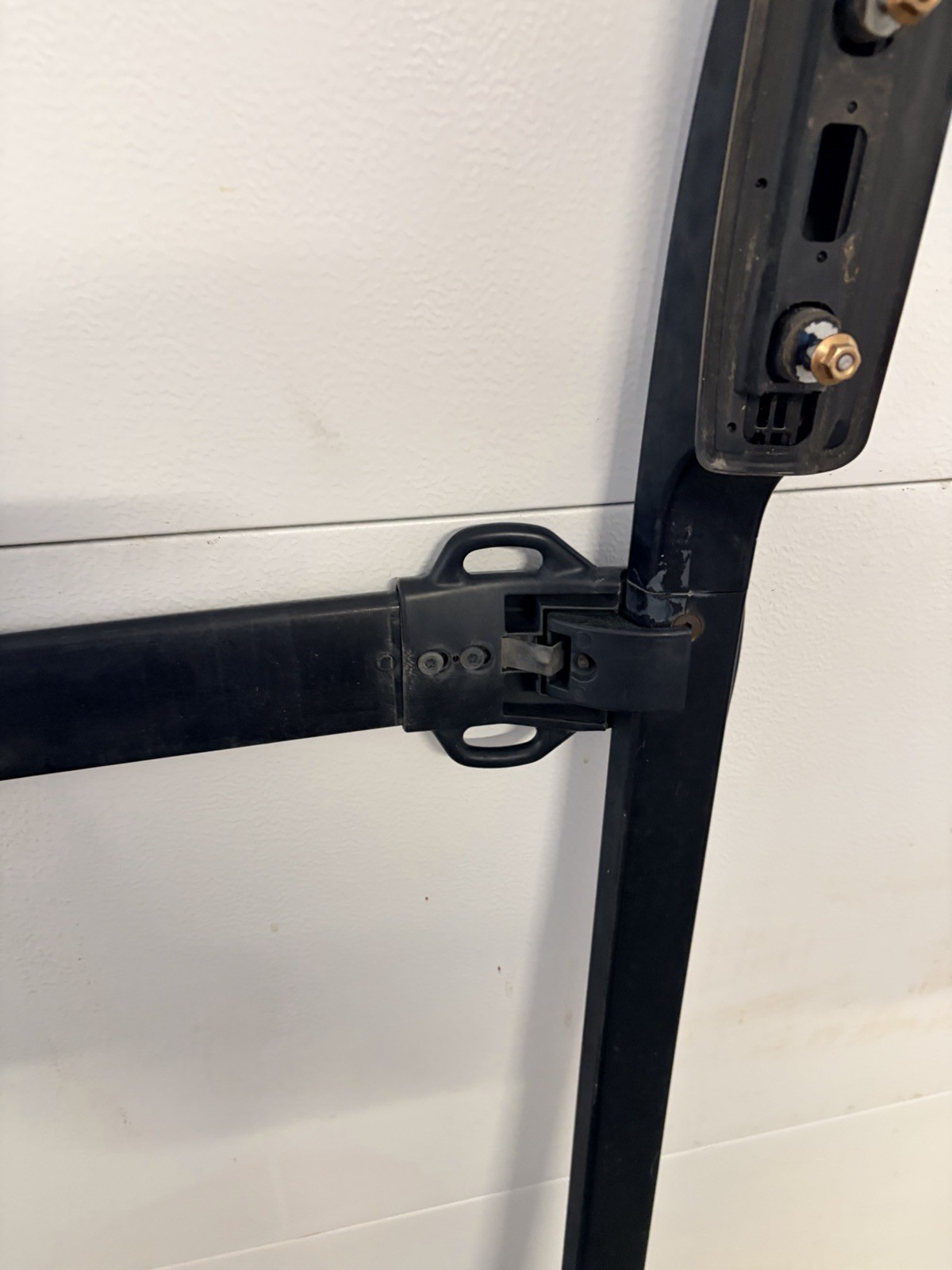 02-07 Subaru Impreza Wagon Left & Right Complete Rack