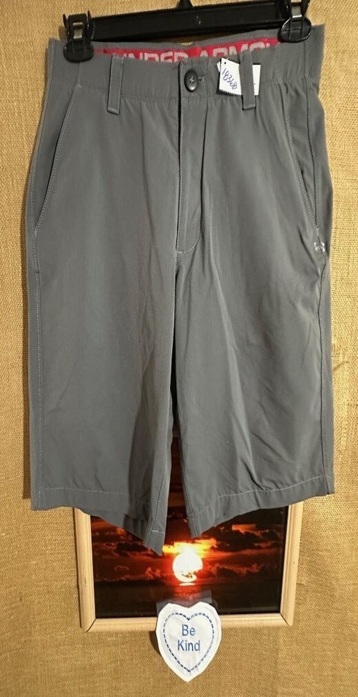 Under Armour men’s 32 athletic short gray pockets solid flat stretch relaxed Phi