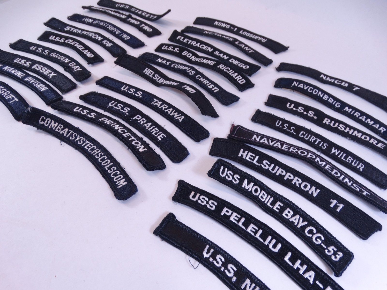 Lot of 28 - US NAVY SHOULDER STRIP TAB Rocker Patches USS Military USA America