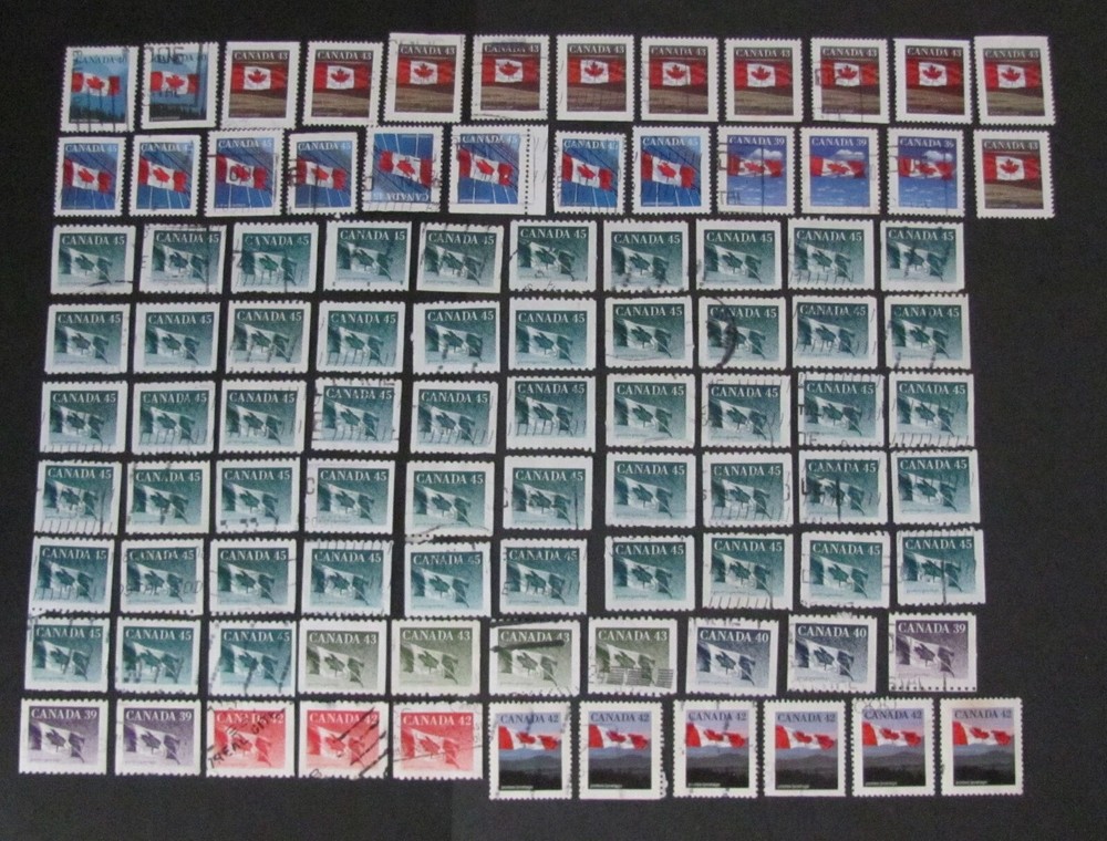 CANADA STAMPS COLLECTIONS LOTS (FLAG)USED HINGED G/NG. (059P)