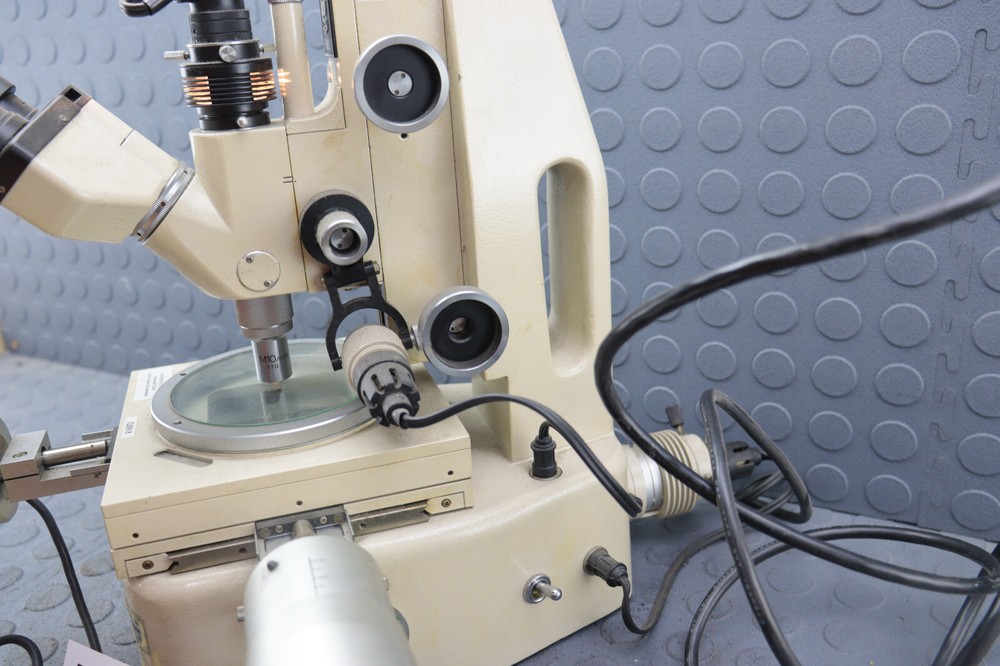 UNION MEASURING MICROSCOPE 15920 TOKYO LOC5253