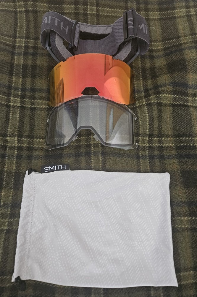 Smith Squad Ski Goggles Gray Frame Red Mirrored Interchangeable Lens