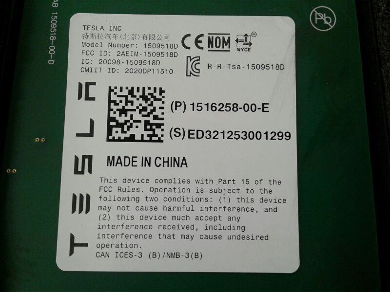 TESLA Y 2021 Camera/Projector 124680