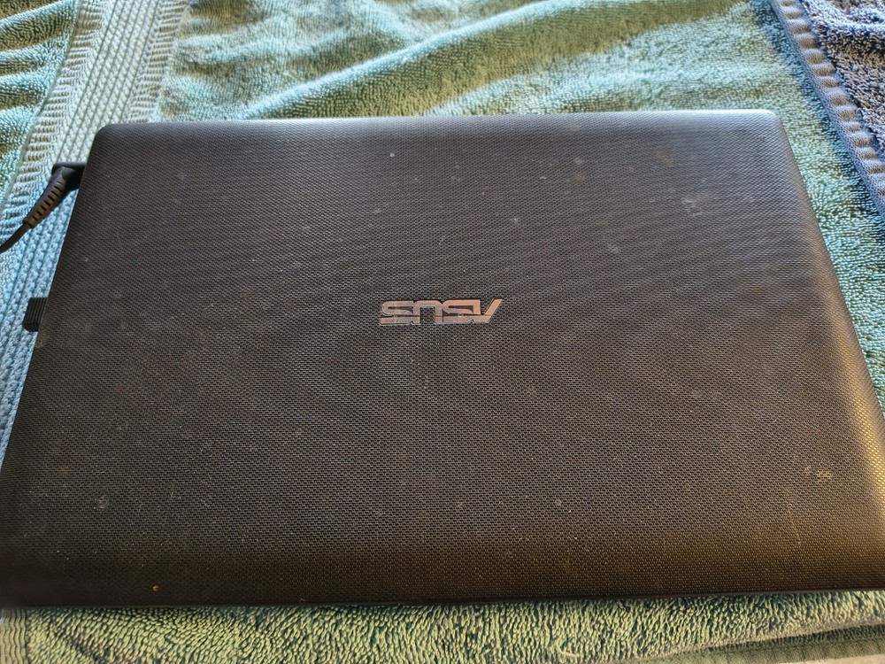 Asus Computer With John Bean Visualiner Pro32 Program For Wheel Alignment