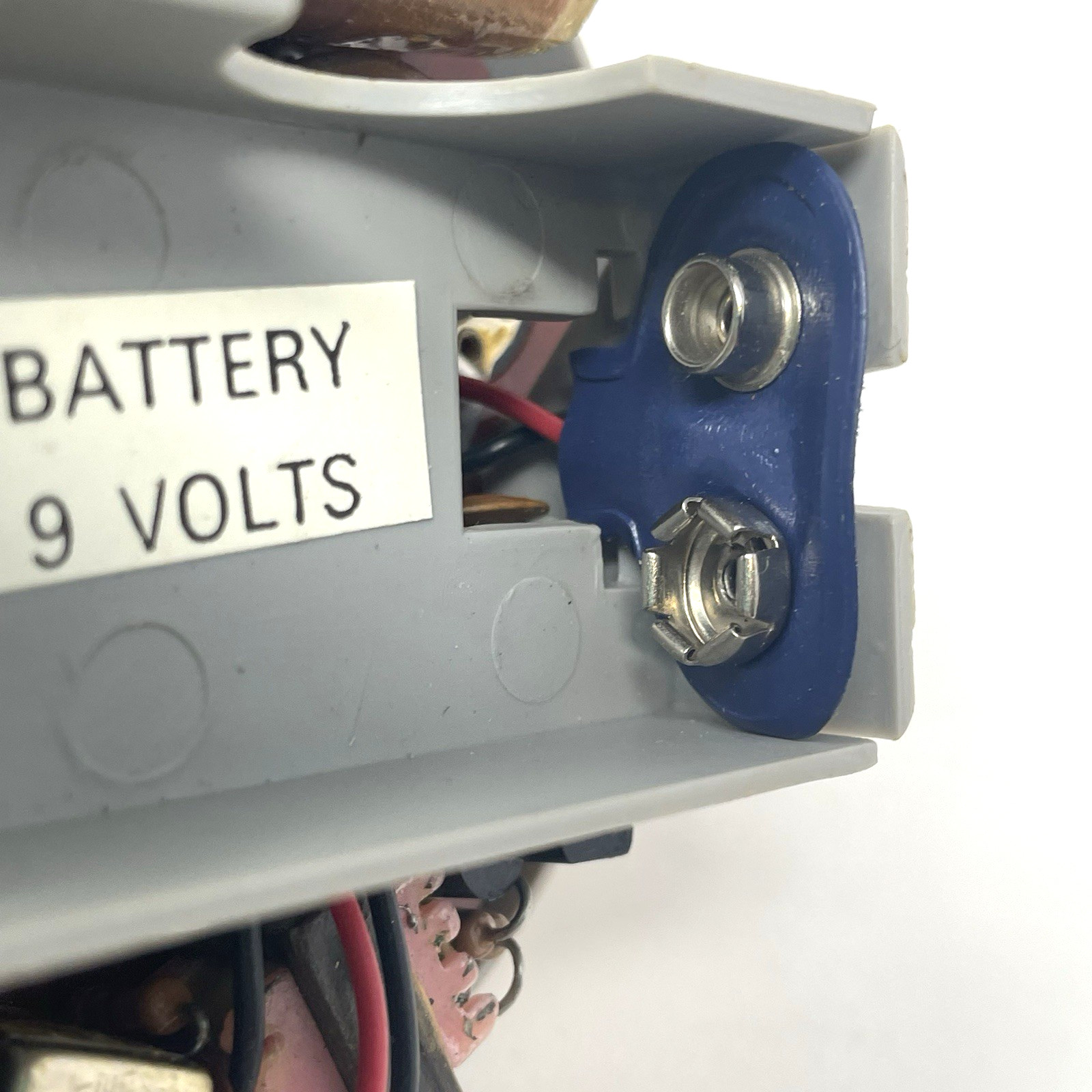 Vintage Sesame Street Oscar the Grouch Trash Can AM Transistor Radio 1970s w/Box