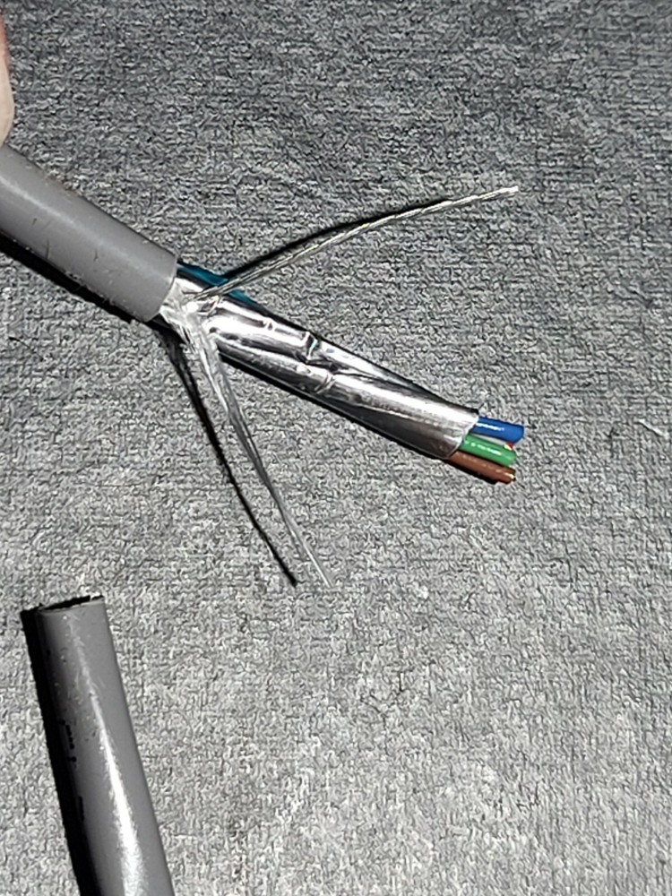 Carol E2006S 22/6C Shielded Communications/Security Cable Riser CMR Gray /100ft