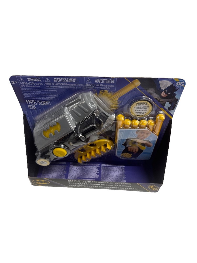 Batman Ultimate Gauntlet Launcher With Lights & Sounds DC Comics Interactive