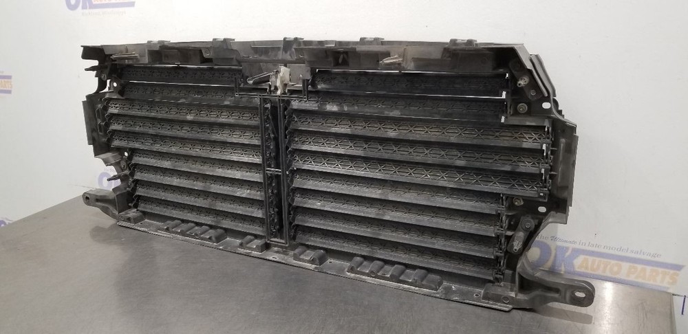 19 FORD F150 5.0L UPPER AIR SHUTTER