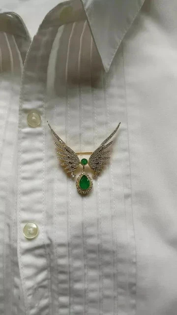 Natural Green Emerald 5CT Pear Cut Women's Brooch Pin 14K Yellow Gold Plated