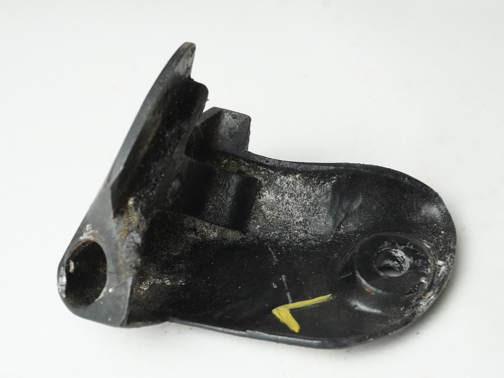 1982 - 1991 Jaguar Xjs Bracket Compartment Driver Left Side Lh Oem
