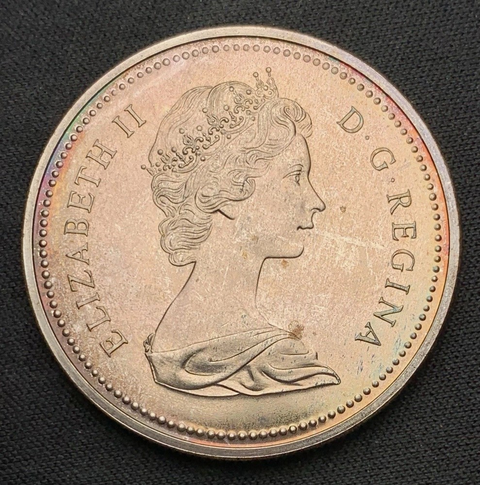 1971 Canada Silver Dollar $1 - Rainbow Toned