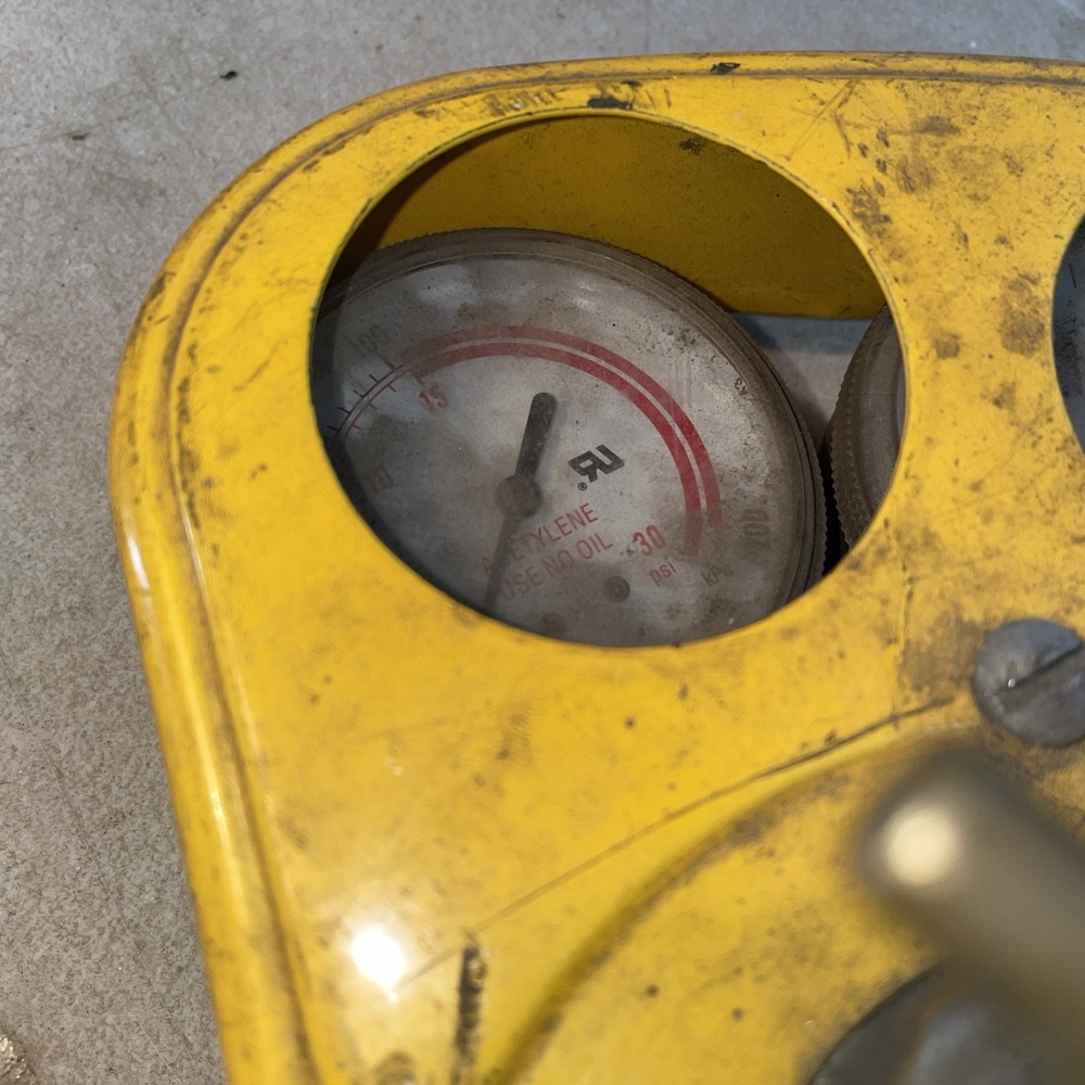 Spell acetylene regulator