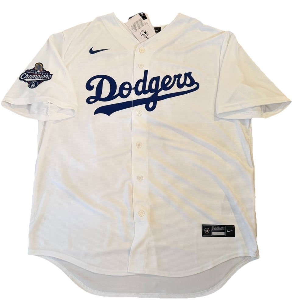 Max Muncy Dodger Signed Auto Inscribed “Back 2 back Champs 25”WS Jersey MM Auth