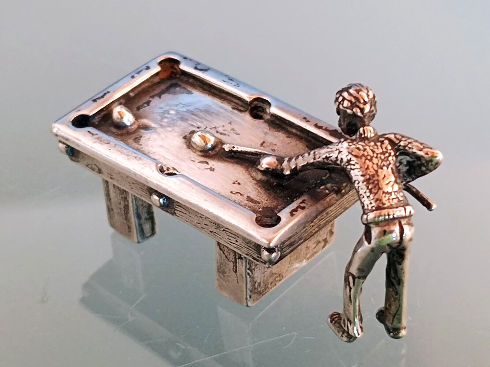 925 Silver miniature, CHIMERA ORO, billard player