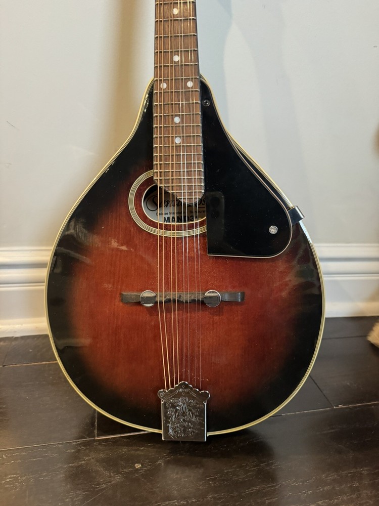 Santa Rosa Mandolin Model No Mand31 Acoustic- 8 strings