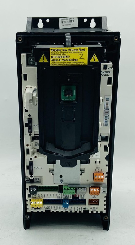 ABB ACS880-01-014A-5 3-PHASE AC VARIABLE FREQUENCY DRIVE