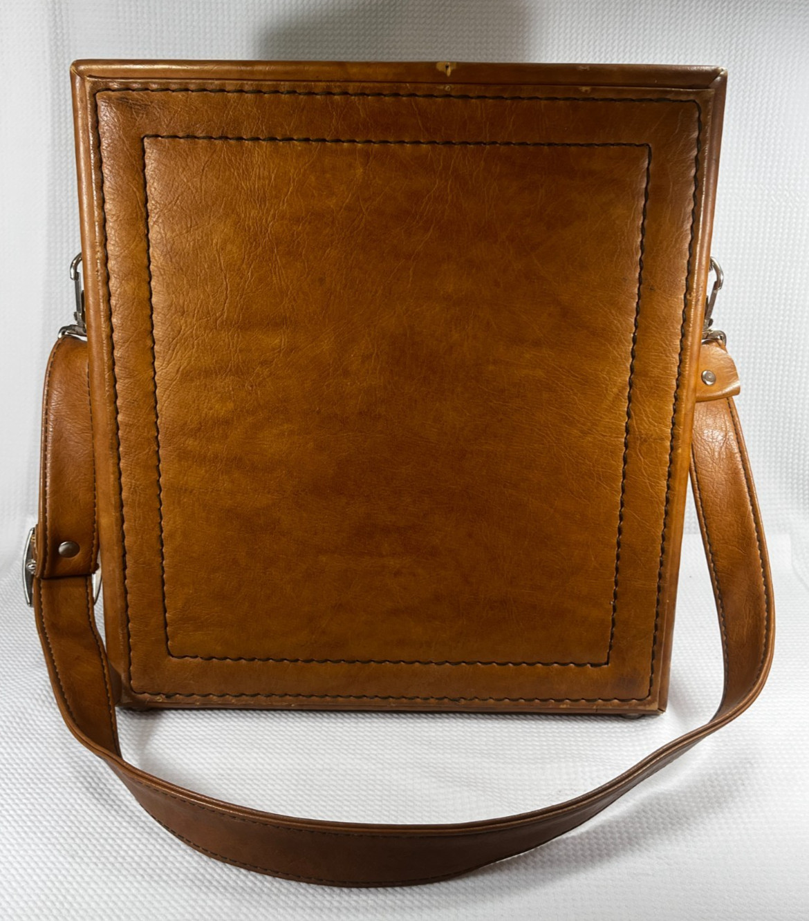 Vintage US Luggage Faux Leather Barware Travel Cocktail Case Set